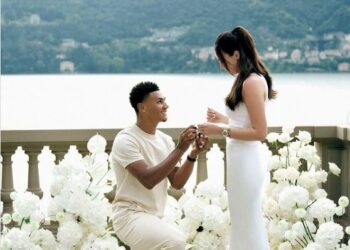 Humbi finalen e Euro 2024 por fitoi dashurinë, Watkins i jep fund beqarisë