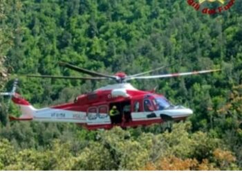 Po prisnin pemët në mal, aksidentohen rëndë 4 të rinj shqiptarë në Itali