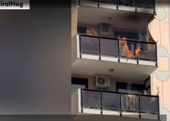 Video/ Mbulesat plastike të ballkoneve marrin flakë nga  i nxehti në Itali