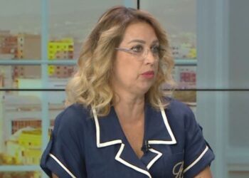 Shtohen infeksionet gjatë verës, Mjekja ORL: Mos e pastroni dyllin e veshëve