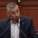 Deputeti i PD ironizon në Kuvend gjobën ndaj fermerëve: Qeveria ju tha mbillni hashash, ju qepë!