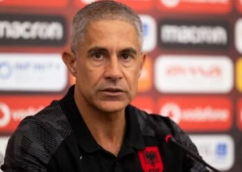 Sylvinhos i skadon sot kontrata si trajner i Shqipërisë, çfarë do të ndodhë me teknikun e kombëtares