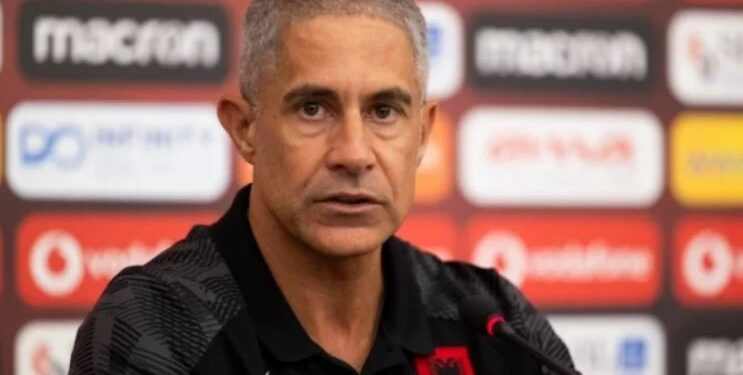 Sylvinhos i skadon sot kontrata si trajner i Shqipërisë, çfarë do të ndodhë me teknikun e kombëtares