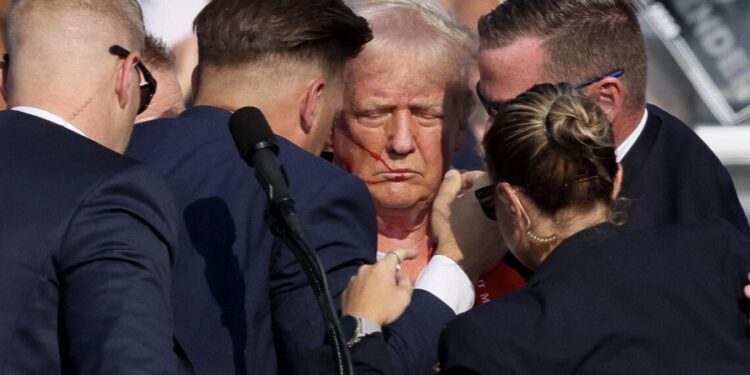 Si paraqitet gjendja e ish presidentit Trump pas atentatit?