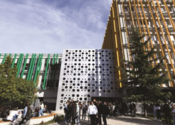 Sherr te “Ekonomiku”, dy pedagogët përfundojnë në komisariat