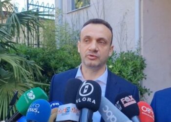 Arrestimi i kryeprokurorit të Vlorës, Aurel Zarka kishte 4 kode në SKY ECC