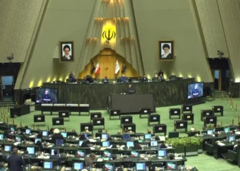 Zbuten “ajatollahët” e Iranit? Teherani kërkon dialog me BE: Respekt i ndërsjellë