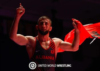 Tjetër medalje për Shqipërinë, Dudev ngre lart flamurin kuqezi