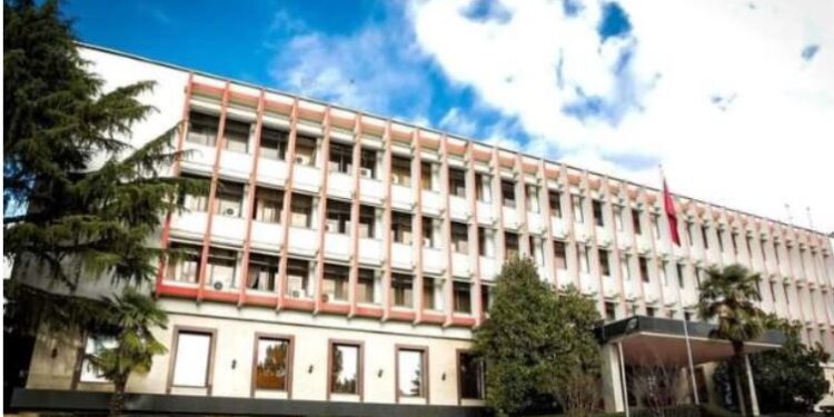 Keni humbur dokumentet e udhëtimit apo ju ka skaduar afati? Ministria e Jashtme ka një njoftim të rëndësishëm