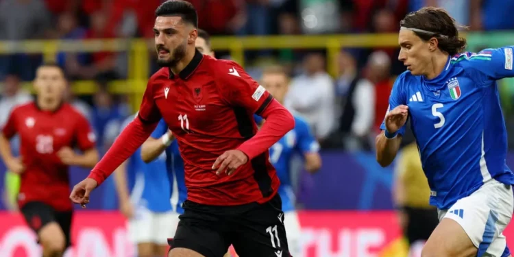 E KRYER/ Telenovelës “Broja” i vjen fundi! Sulmuesi shqiptar huazohet te klubi anglez, zbulohen detajet e kontratës