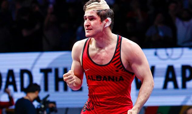 Lojërat Olimpike / Valiev çon Shqipërinë në çerekfinale