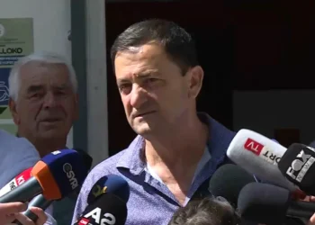 Vangjel Tavo fiton zgjedhjet në Himarë