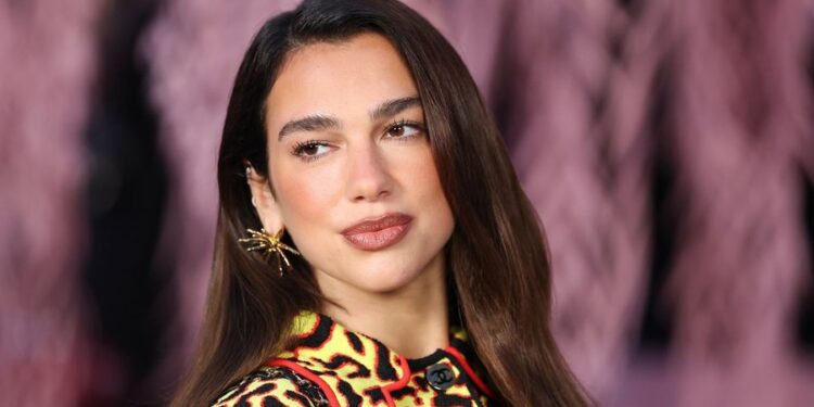 Dua Lipa në betejë ligjore me Samsung: Kërkon miliona euro dëmshpërblim